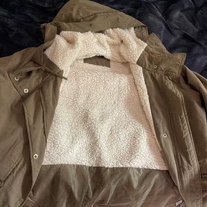 Love tree brand, army green, slightly used